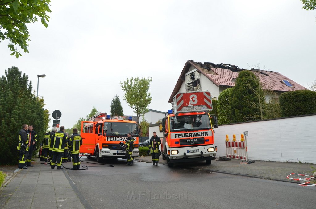 Feuer2Y Koeln Muengersdorf Roggenweg P307.JPG - Miklos Laubert